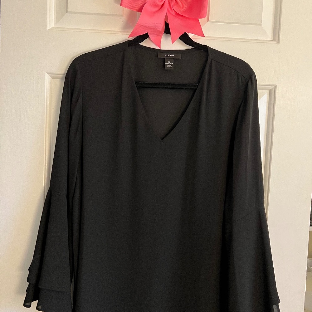 Alfani Black Chiffon Bell Sleeve Blouse with graceful V-Neck in XL